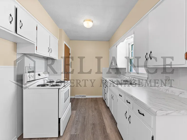3052 S Bonn Ave — Photo 18
