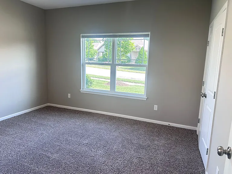 509 SE Maple Dr — Photo 13
