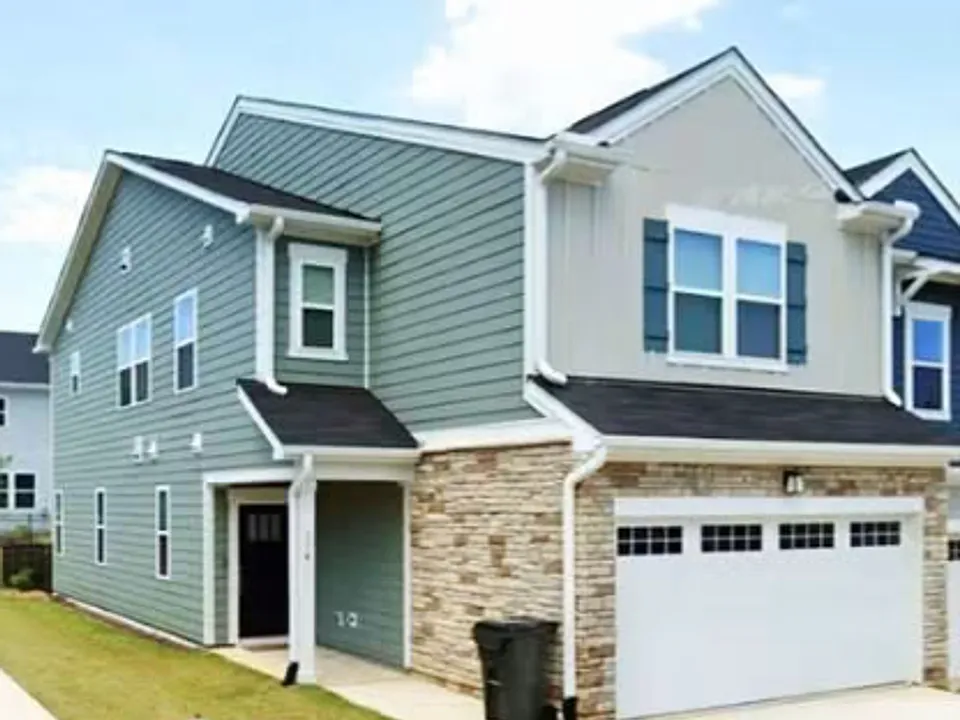 114 Golden Gate Ln