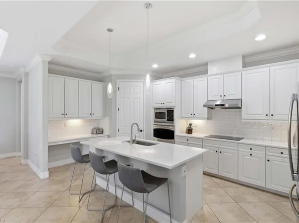 9222 Veneto LN, NAPLES, FL 34113