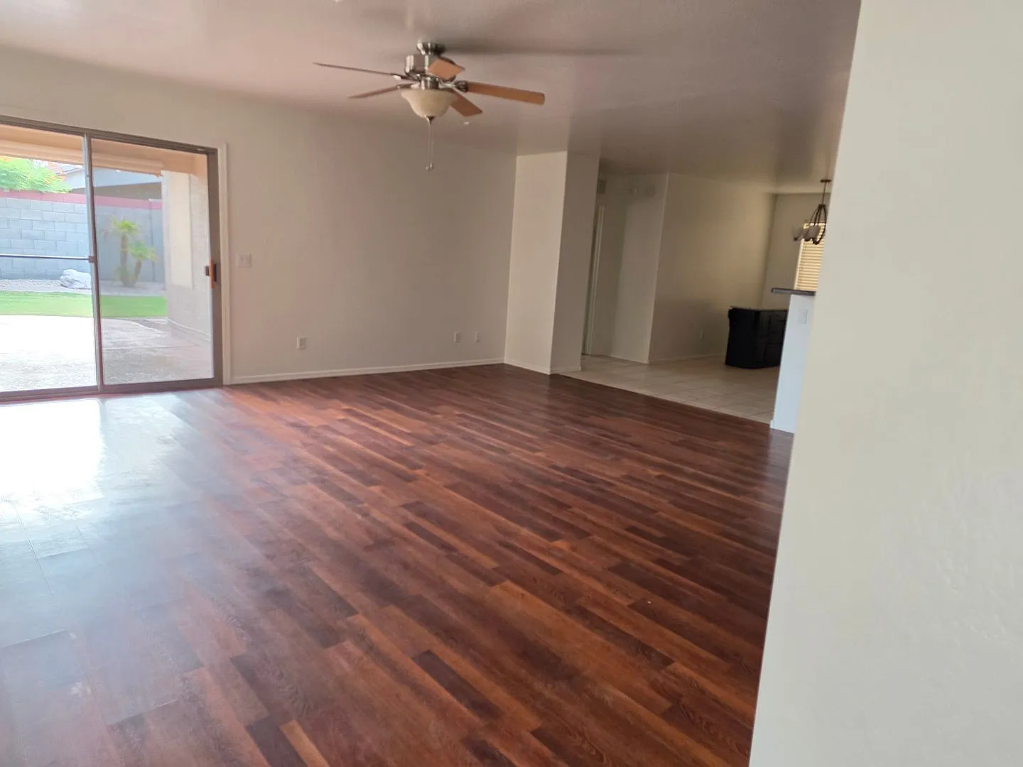 3 Bed/2 Bath El Dorado Area Maricopa — Photo 2