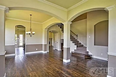 12231 Jackson Creek Dr — Photo 3