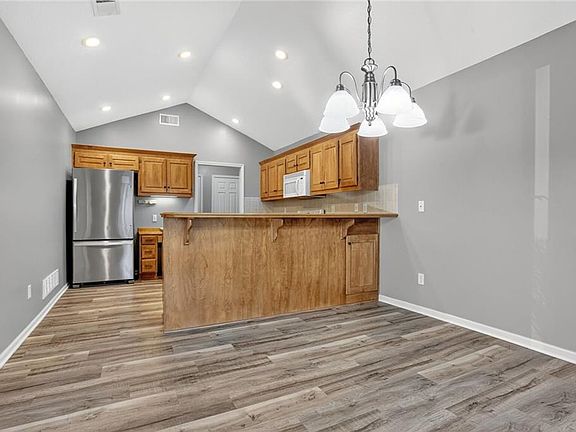 4th image of 14232 W 151st Ter APT 500