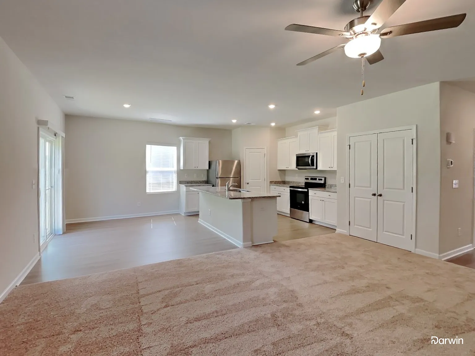 4 bed, 2.5 bath, 1800 sqft, $1,890 — Photo 3