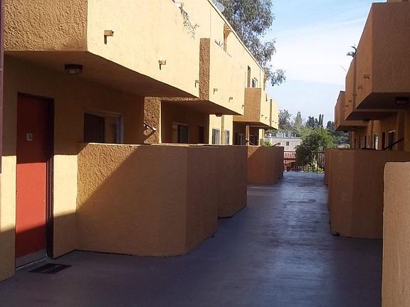 2nd image of 14212 Delano St APT 103