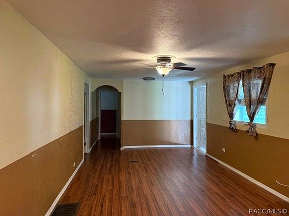 3rd image of 2935 E Raccoon Ct