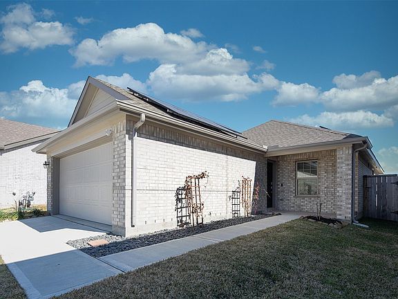 2nd image of 18450 White Stallion Ln