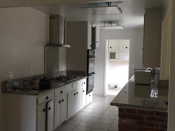 5th image of 9800 Gothic Ave