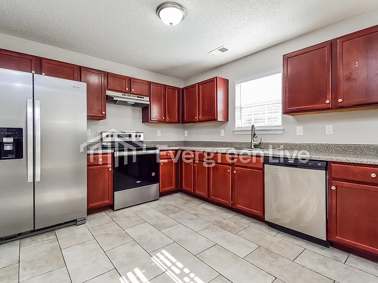 1254 Brookstone Rd — Photo 4