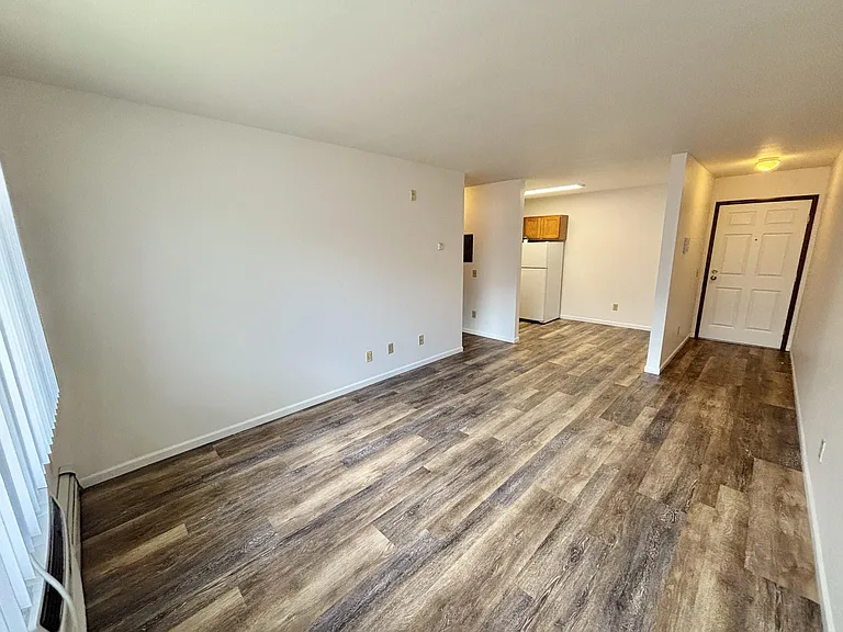 The Ridge Apartments — Photo 24