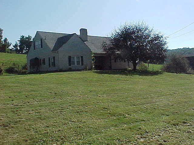 2nd image of 8363 Us Highway 21 S