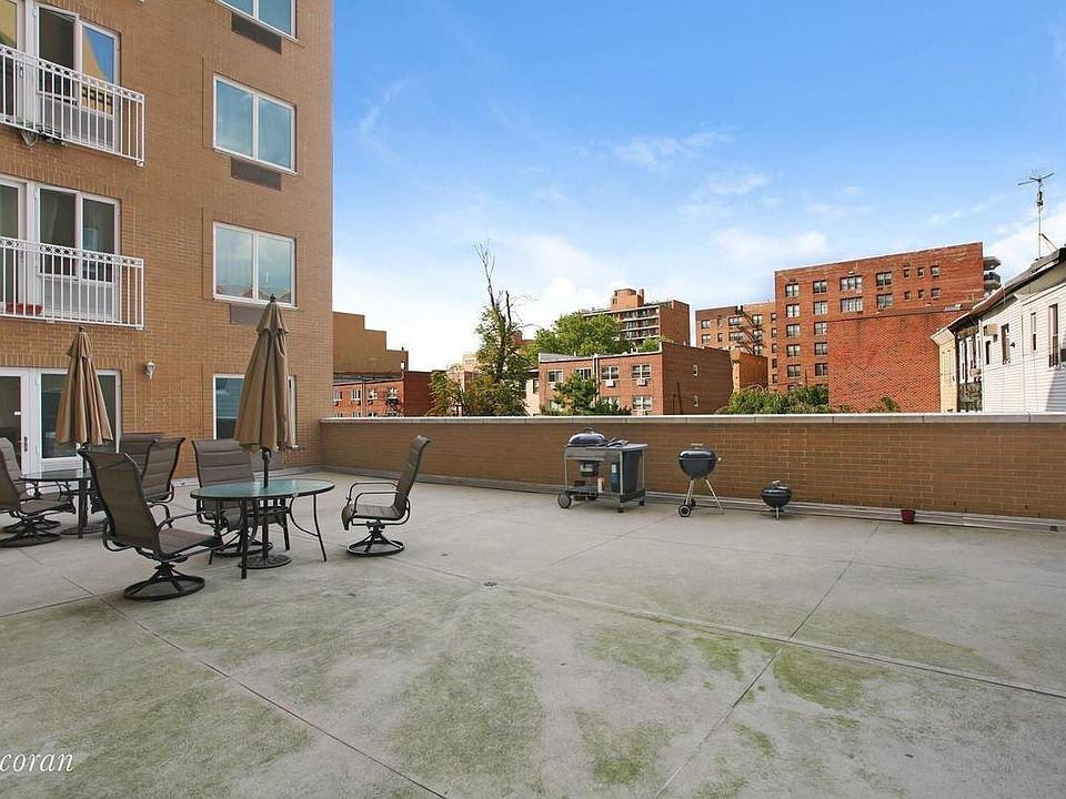 2nd image of 30-94 Crescent St #3E