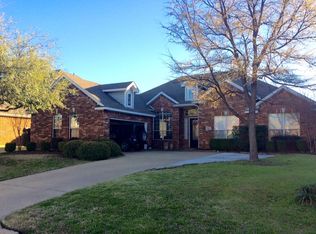 9013 Royal Burgess Dr, Rowlett, TX 75089