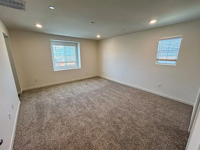 809 Congaree Ln — Photo 15