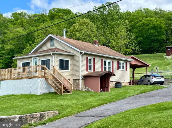 12114 Cash Valley Rd NW, Cumberland, MD 21502