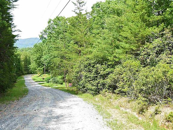 5th image of 195 Laurel Hill Ln