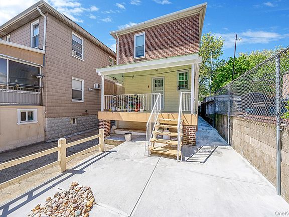 3rd image of 1954 Hone Avenue
