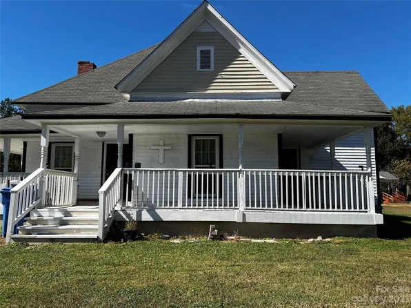 221 Cherry St, Albemarle, NC 28001