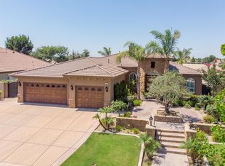 12602 Crown Crest Dr, Bakersfield, CA 93311