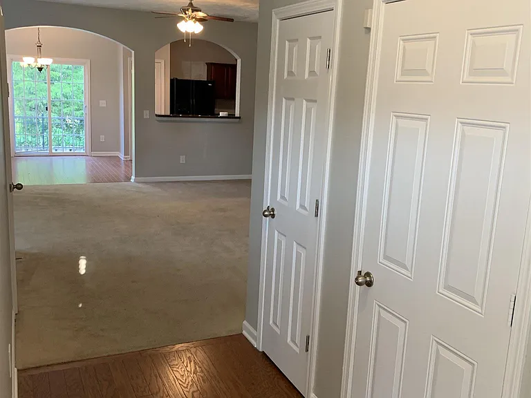 8350 Rossi Rd — Photo 3