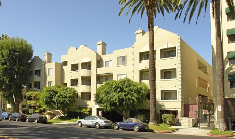 1st image of 1049 N Alta Vista Blvd #0wayu2wep