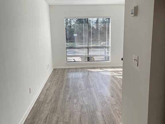 From kitchen toward living/front