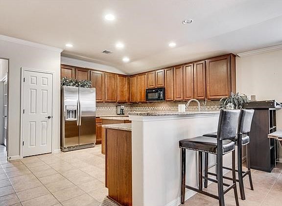 4th image of 4200 Fairmeadow Dr