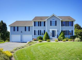 9 Carly Cir, Rutland, MA 01543