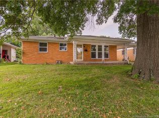 412 Wedgewood Dr, New Albany, IN 47150