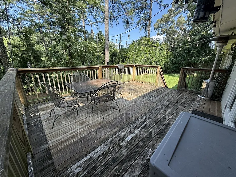 3153 Woodhaven Dr — Photo 6