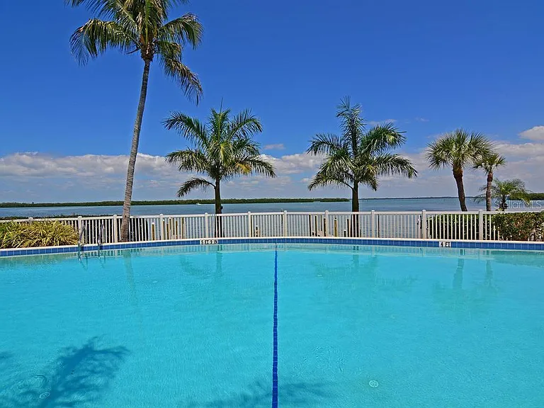 615 Dream Island Pl #201 — Photo 38