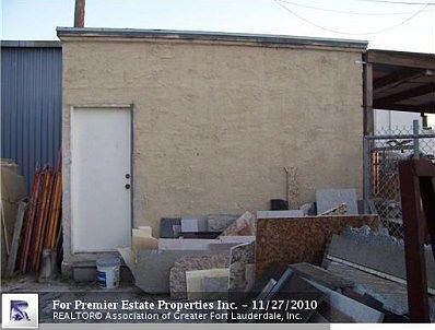 4th image of 3181 NE 3rd Ave