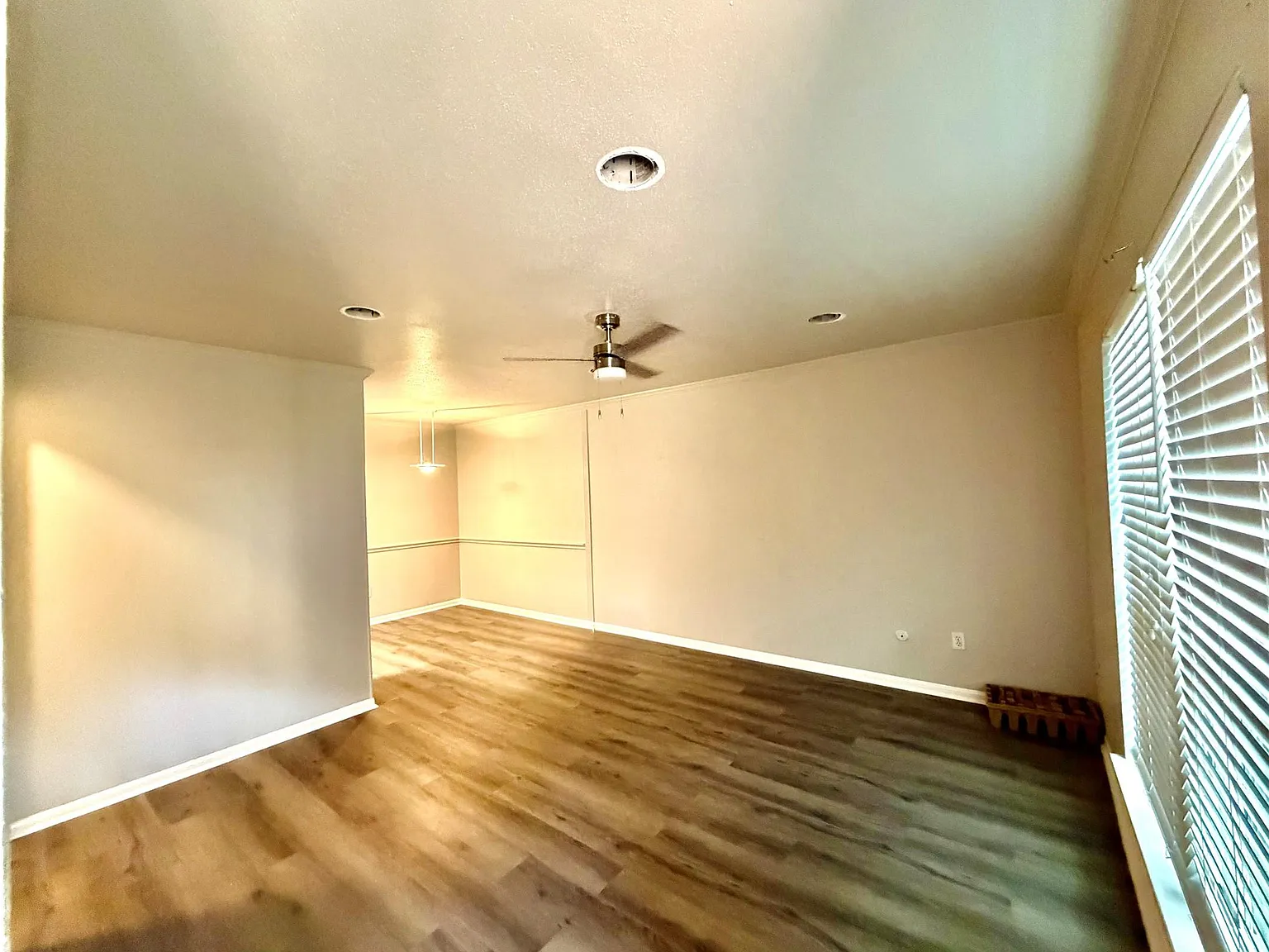 1 bed, 1.0 bath, 680 sqft, $1,200 — Photo 4