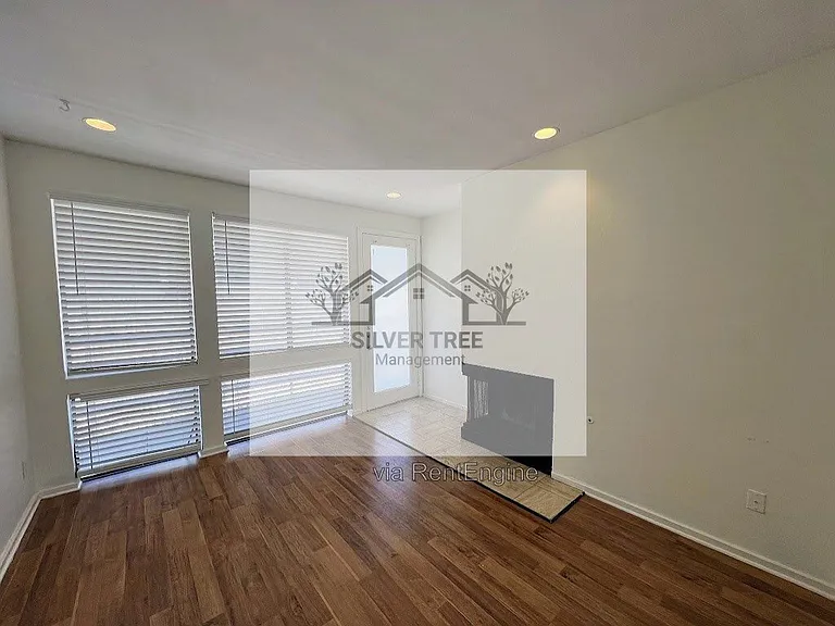 4015 Bowser Ave #E — Photo 3