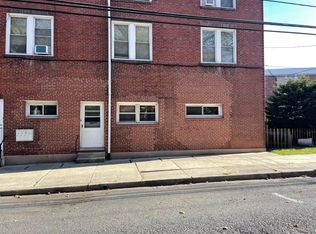 105 S 4th Ave APT 1R, Reading, PA 19611