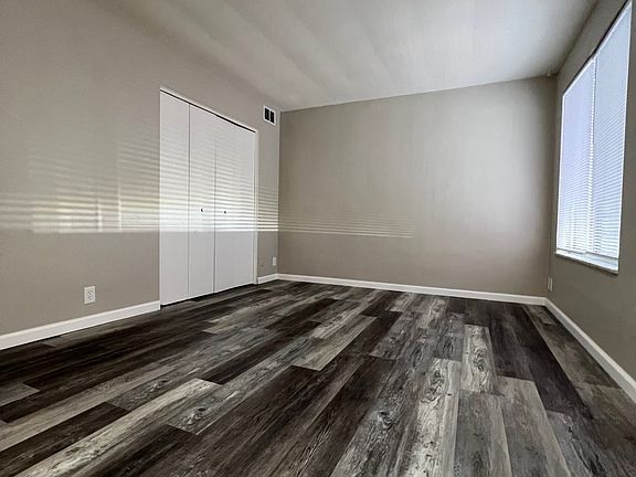 2nd image of 601 N Charles St APT 7