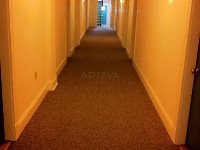 402 Highland Ave #30 — Photo 3