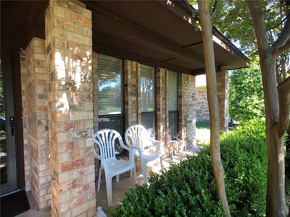 3rd image of 2202 Saharah Dr