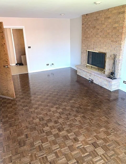 4 bed, 3.0 bath, 2325 sqft, $4,000 — Photo 2