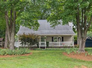 2012 Woodsong Ct, Winston Salem, NC 27106
