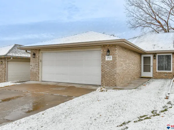 5904 N 21st St, Lincoln, NE 68521