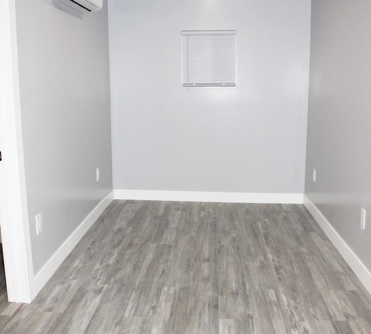 10252 Vena Ave — Photo 4
