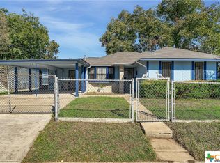 1611 Potosi St, San Antonio, TX 78207