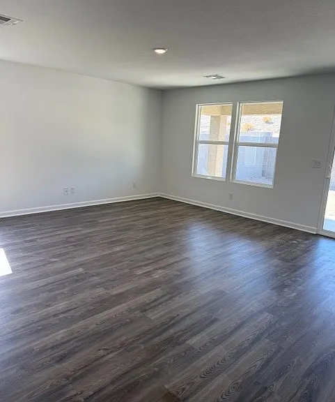 2340 Tapatio Dr — Photo 4