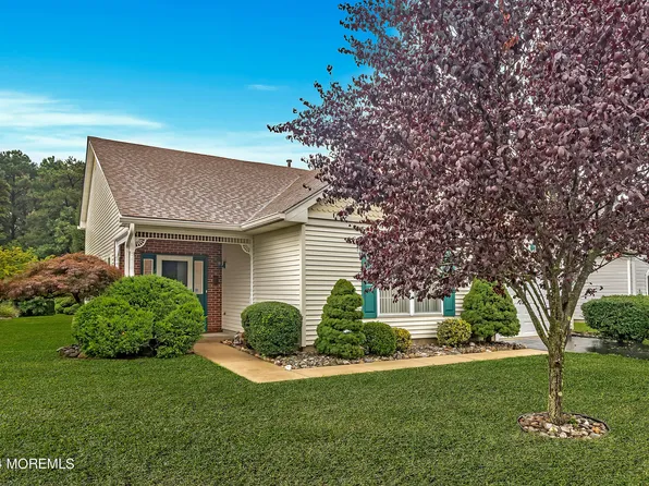 33 Molly Lane, Brick, NJ 08723