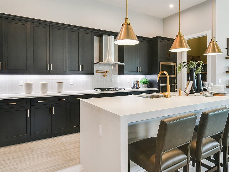 Madison Model Island Kitchen