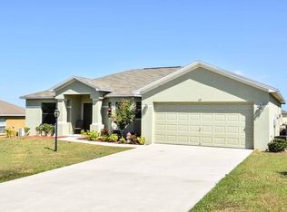 117 Dinner Lake Ave, Lake Wales, FL 33859