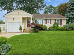 776 Blackstone Ave, East Meadow, NY 11554