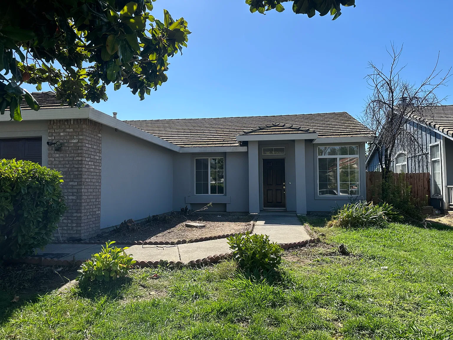 Dutton Way, Sacramento — Photo 2