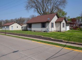 2201 18th St, East Moline, IL